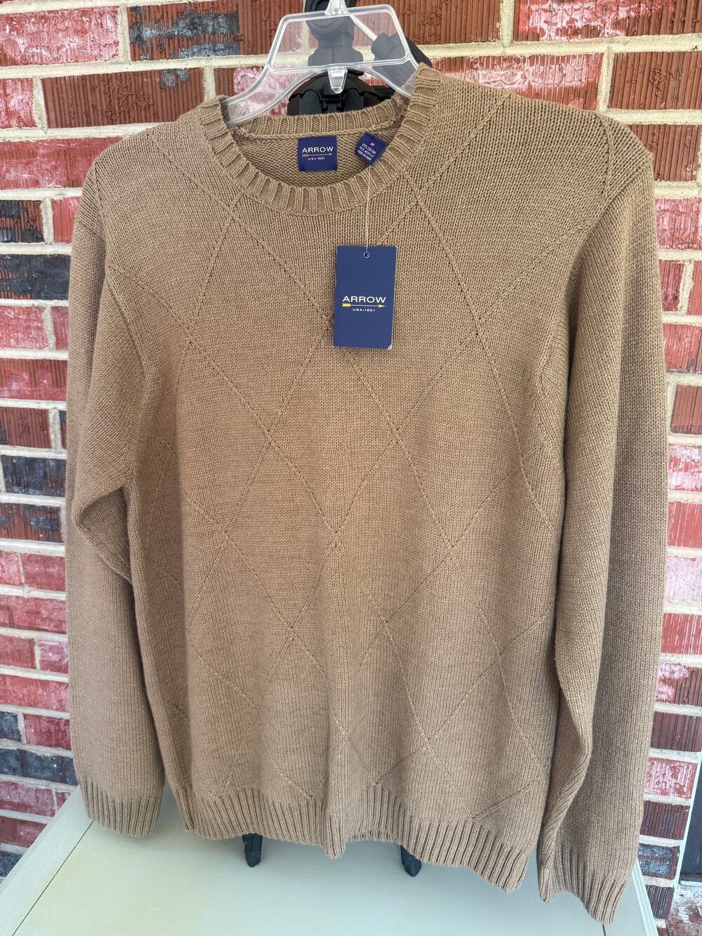 Arrow Men's Medium Diamond Knit Crewneck Sweater Tan NWT